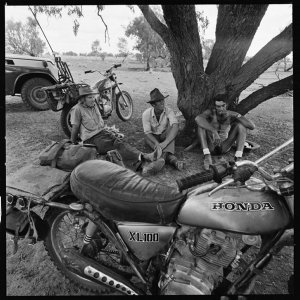 File 16: Smoko, North Queensland, ca 1980 / photographe...