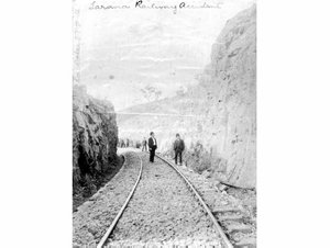Tarana railway accident, 1892 / Beavis Bros. photo.