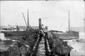 Wreck of the SS Minimbah on Manning Heads - Taree, NSW