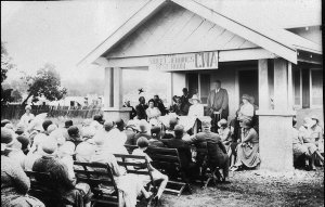 Opening of the CWA "Violet Jennings Rest Room" - Merriw...