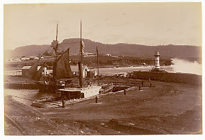 Wollongong [showing ships in harbour and lighthouse]