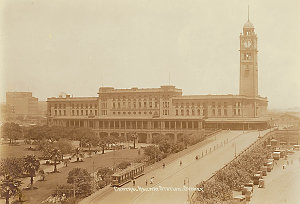 Central Railway Station (New) [showing Clocktower]
