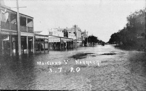 View of Maitland Street during flood - Narrabri, NSW