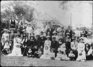 Abel & Co. picnic group, 1900