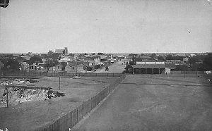 View along Marshall Street from Great Cobar Copper Mine...