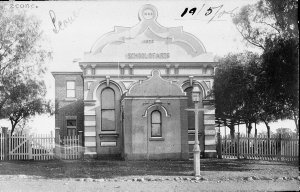 Building still stands in Kingdom Street - Scone, NSW