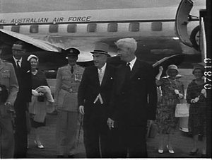 Arrival of Lord Dunrossil, Governor-General, at Canberr...
