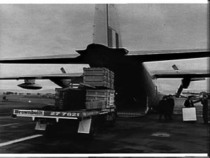 Truckload of Brownbuilt compactus being loaded at Richm...