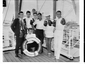 Irish boxing team arrives on the ocean liner Dominion M...