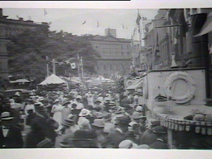 (MM) Street parade, possibly at Circular Quay