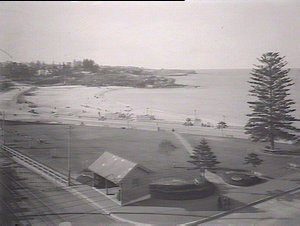 Coogee Beach showing general design, beach & reserve