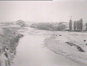 Bathurst District - Macquarie River showing water works
