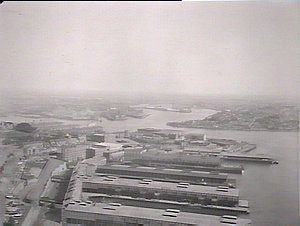 Harbour & wharves looking west from Bridge