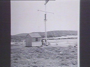Signal mast & signal house, Laurieton