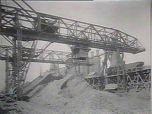 Broken Hill Steel Works, electric crane