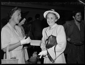 Party at Coe Galleries - Melbourne, 4 December 1950 / p...