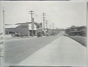 Sydney Road from Seaview St looking west