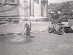 Spraying appliances, Department of Main Roads