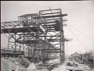 Wheat elevators, Glebe Island, steel construction