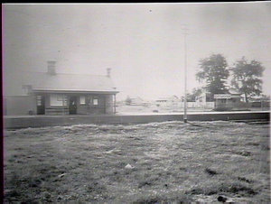 Kentucky Soldiers Settlement - railway station & school