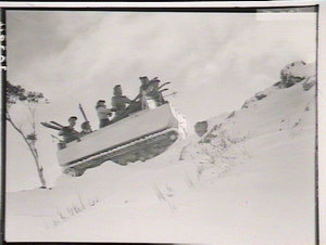 Snowmobile at Mt Kosciusko