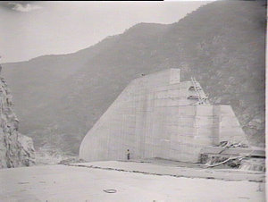 Burrinjuck Dam