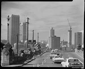 File 16: Pyrmont Bridge with city in backgnd [backgroun...