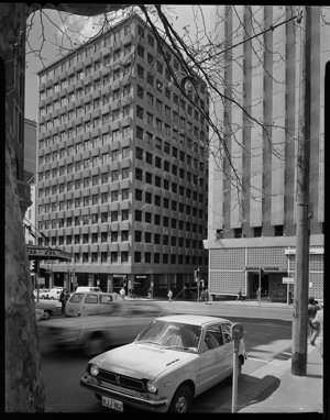 File 07: National Bank, George St, Sydney, 1975 / photo...