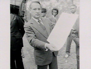 Handing over of Aboriginal land rights by the Minister ...
