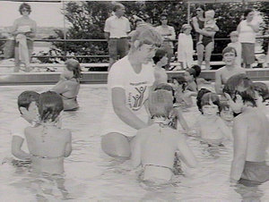 Minister Ken Booth at Leichhardt Pool