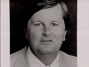 Paul Whelan, Minister