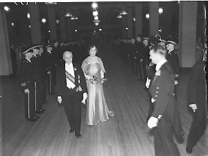 Sir Isaac and Lady Isaacs, Air League Ball, David Jones...