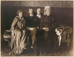 Robert Louis Stevenson and family, March 1893 / photogr...