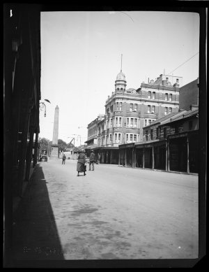 Item 28: Bathurst Street, 1923-1924 / photographer E.G....
