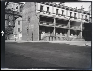 Item 43 : Macquarie Place, Young Street, 1923 / photogr...