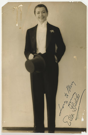 Ella Shields, in top hat and tails, ca. 1930-1933 / Dor...
