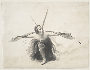 Anna Pavlova in The Dragon fly, 1914-1916 / unknown pho...