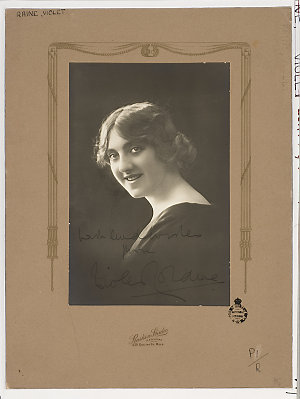 Violet Loraine, actress and singer, ca. 1913-1920 / Rus...