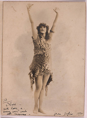 Dulcie Deamer in leopardskin costume, 1923 / Swiss Stud...