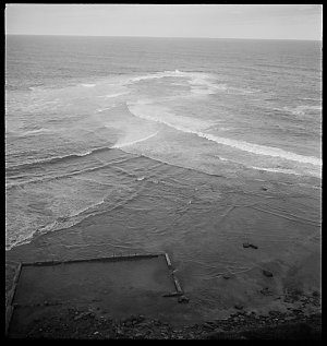 File 02: Surf, Newport, Bungan, From the Gap, Manly, Bo...