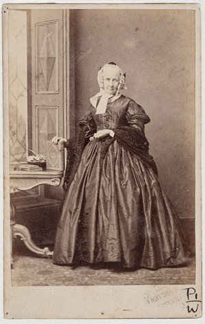 Mrs Walker, between 1862-1866 / photographers Bradley &...