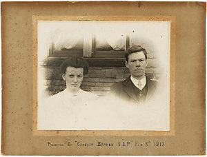 Photograph of John Bramwell Miles and Elizabeth Jane Mi...