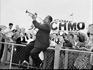 American jazz singer and trumpeter Louis "Satchmo" Arms...