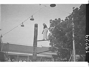 Woodchopping contest, Royal Easter Show 1965, Sydney Sh...