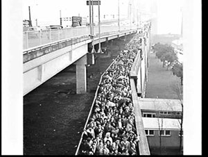 2UE "Challenge of Fitness" walk across the Sydney Harbo...