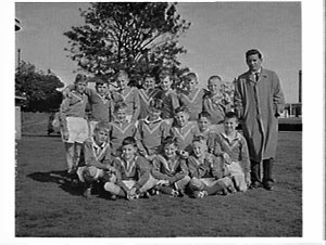 Unidentified country primary school Rugby League team, ...