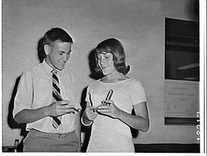 Country papers request photographs of medal-winning 4th...