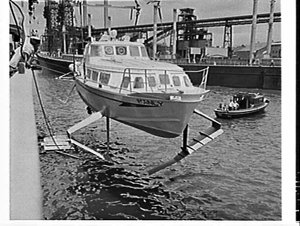 Arrival of the first Circular Quay-Manly Hitachi Seawin...