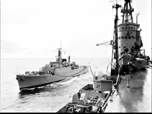 HMAS Quadrant refuels from HMAS Sydney during Royal Aus...