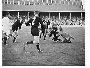 All Blacks defeat the Wallabies in the 2nd Test 1962 to...